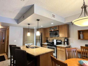 Perfect family 2-bed Condo with hot tub